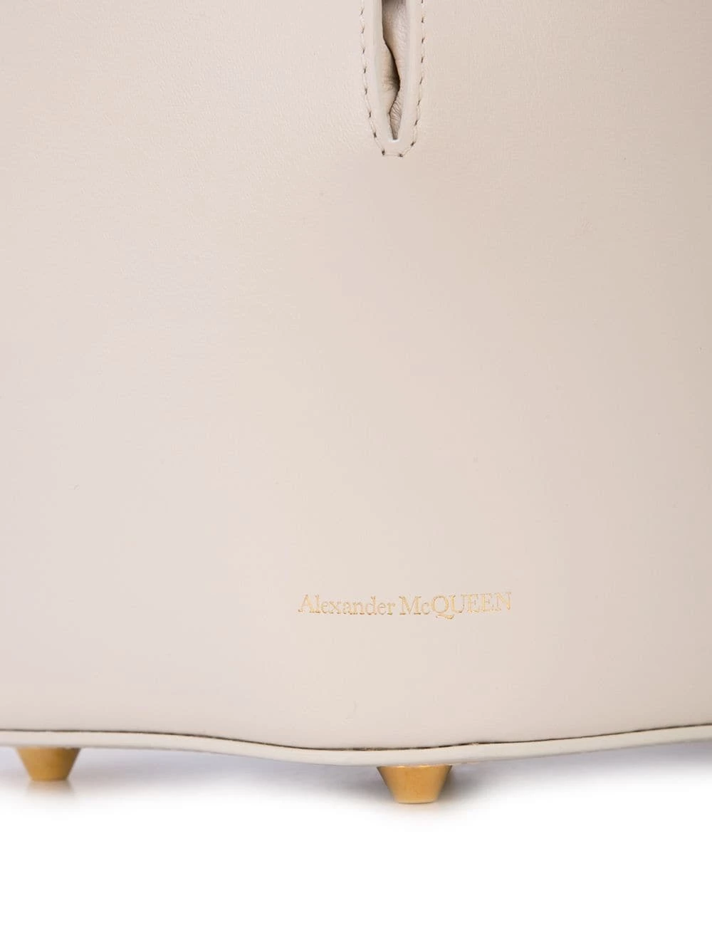 Wholesale ๐ Alexander McQueen Bucket chain shoulder bag ๐ฅ 4 Alexander McQueen bucket chain shoulder bag