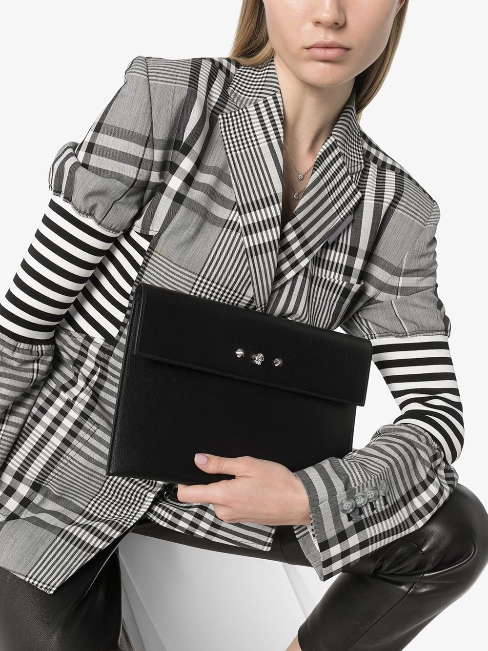 Best deal ❤️ Alexander McQueen Studded leather envelope clutch 🛒 2 Alexander McQueen studded leather envelope clutch