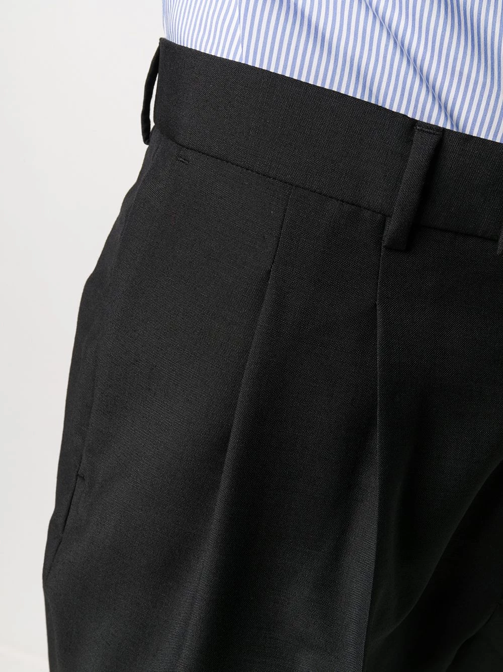 Brand new ๐ฅฐ Alexander McQueen Loose tailored trousers โญ 5 Alexander McQueen loose tailored trousers