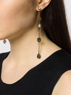 Cheapest 🎉 Alexander McQueen Mismatched chain drop earrings 🔥 7 Alexander McQueen mismatched chain drop earrings