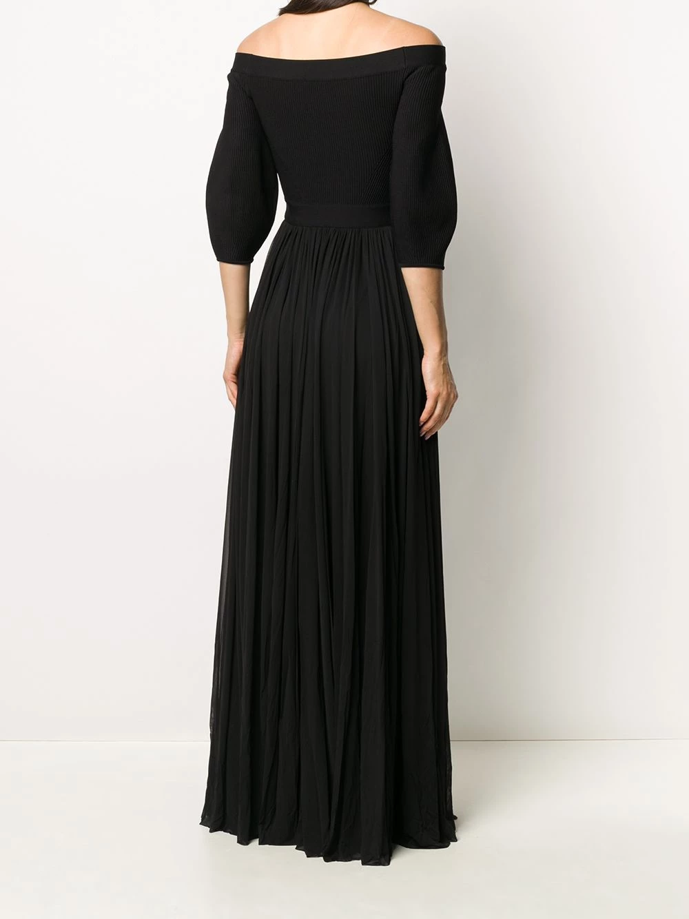 Budget 👍 Alexander McQueen Off the shoulder long 👗 dress 💯 4 Alexander McQueen off-the-shoulder long dress