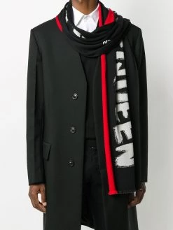 Alexander McQueen intarsia-knit graffiti-logo scarf