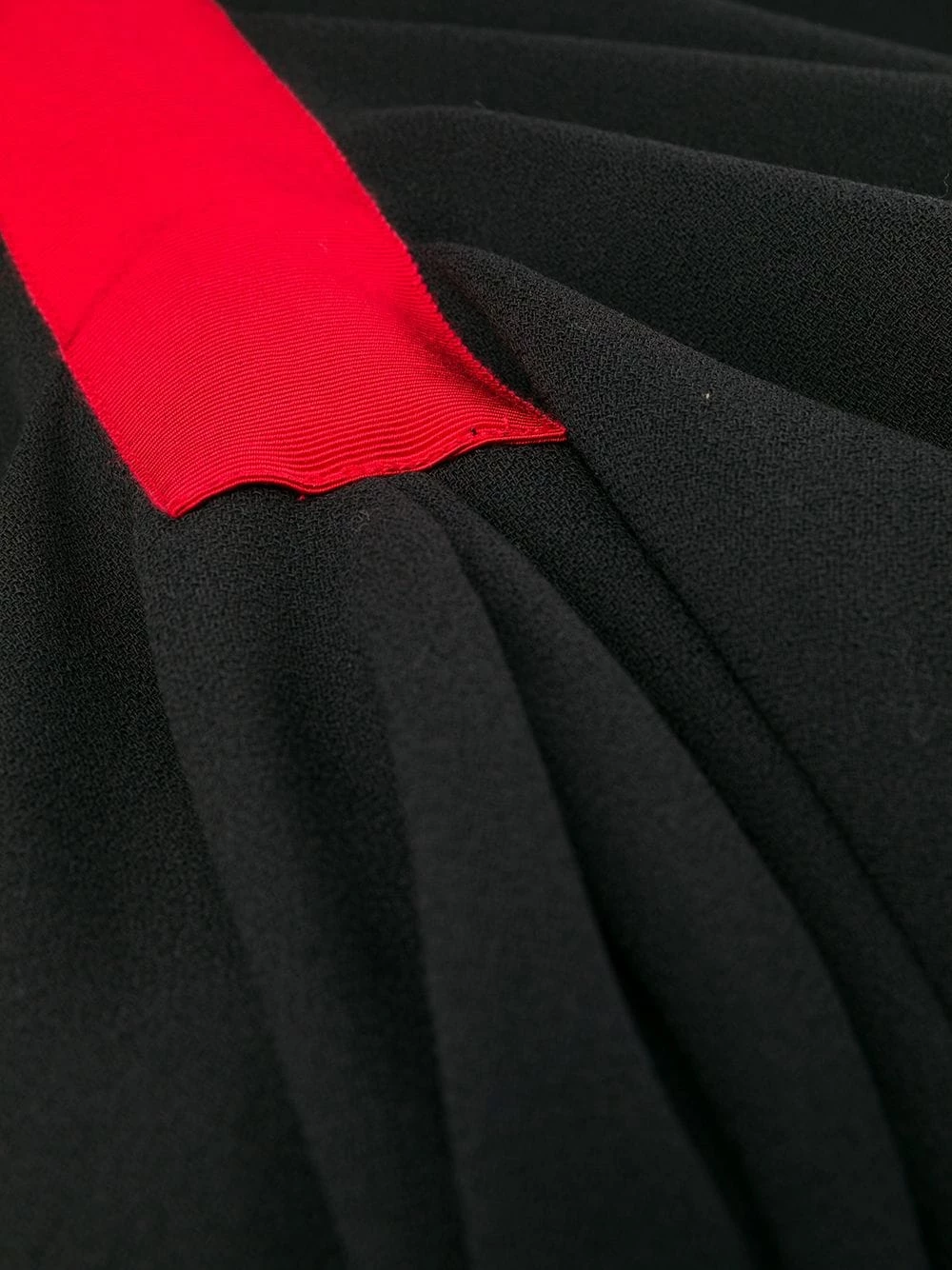 Best Sale 👏 Alexander McQueen Side stripe short sleeve midi 👗 dress 🥰 6 Alexander McQueen side stripe short-sleeve midi dress