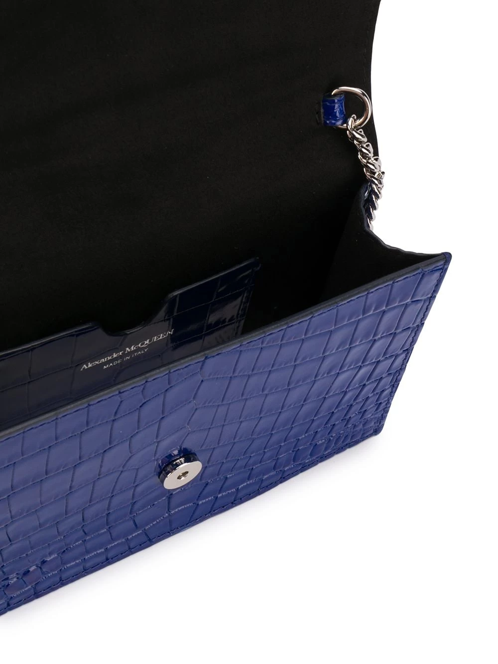 Brand new โ๏ธ Alexander McQueen Small Skull crodolie embossed crossbody bag ๐ 5 Alexander McQueen small Skull crodolie-embossed crossbody bag