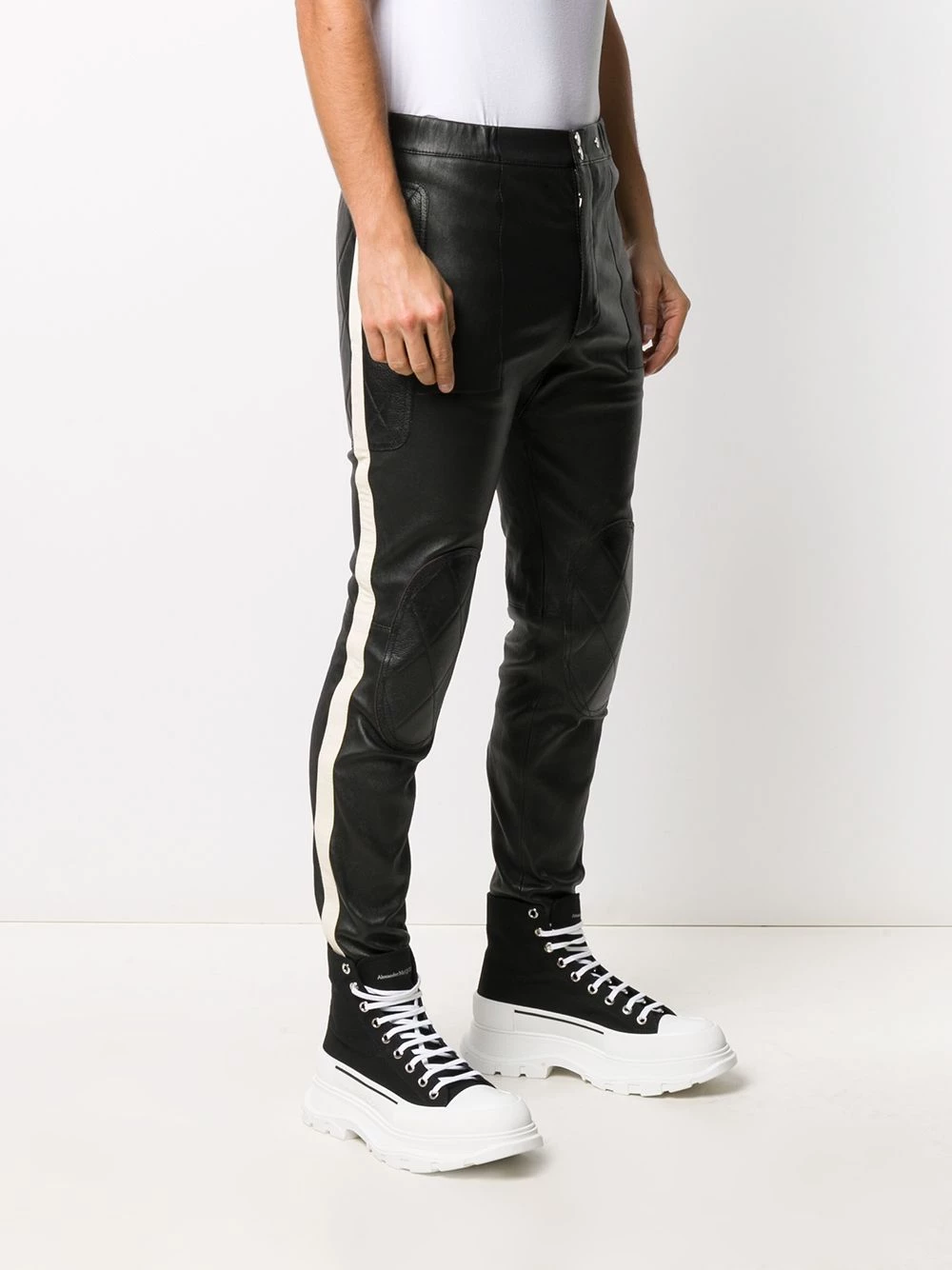 Brand new ๐ฅ Alexander McQueen Side stripe detail trousers โค๏ธ 3 Alexander McQueen side stripe detail trousers