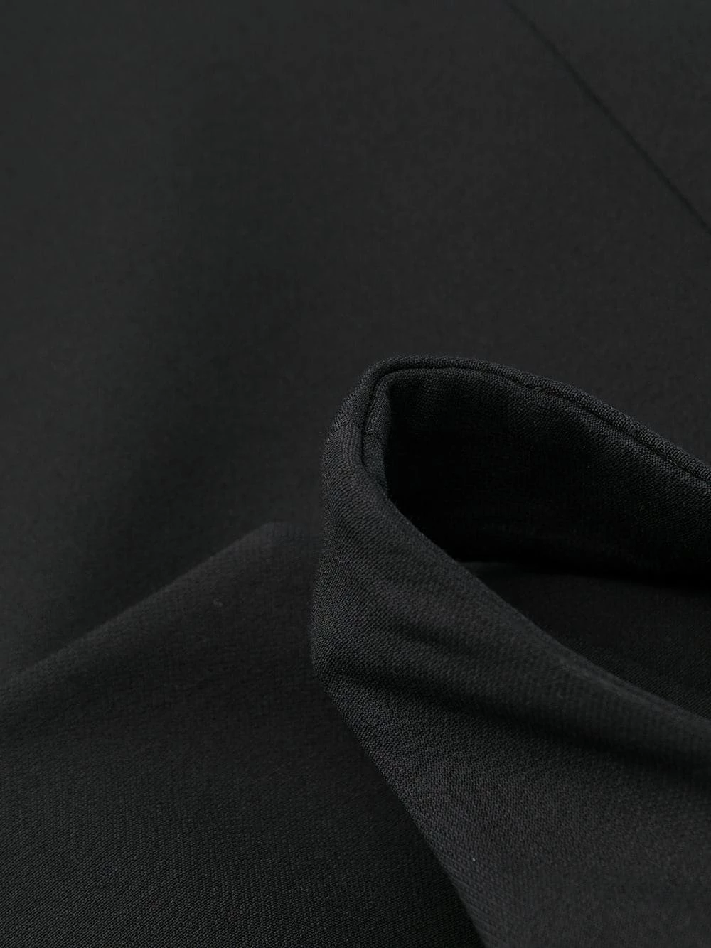 Outlet ⭐ Alexander McQueen Slot neckline midi 👗 dress ⌛ 7 Alexander McQueen slot neckline midi dress