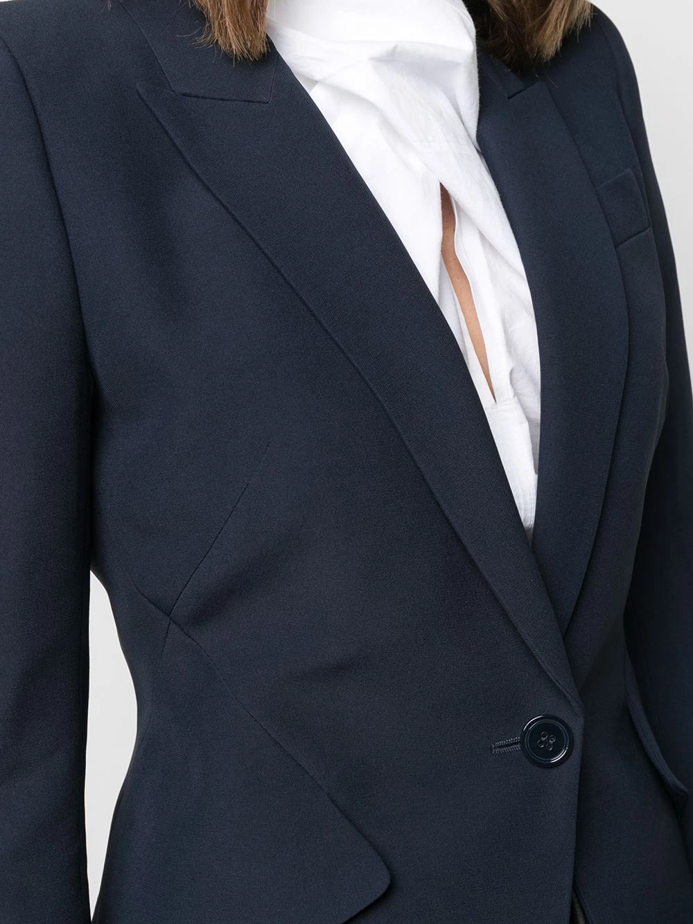 Budget ✨ Alexander McQueen Structured shoulder tailored blazer 😍 5 Alexander McQueen structured-shoulder tailored blazer