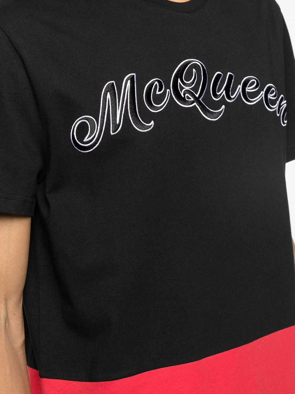 Cheapest ๐ Alexander McQueen Colour block logo print T ๐ shirt โจ 5 Alexander McQueen colour block logo print T-shirt