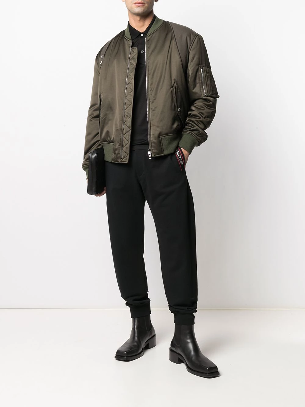 New ๐คฉ Alexander McQueen Logo patch polo ๐ shirt ๐ 2 Alexander McQueen logo-patch polo shirt