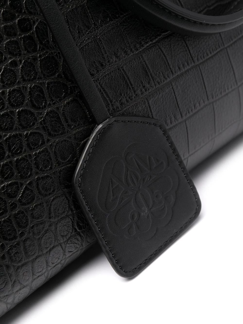 Promo โ๏ธ Alexander McQueen Tall Story crocodile effect tote ๐งจ 4 Alexander McQueen Tall Story crocodile-effect tote