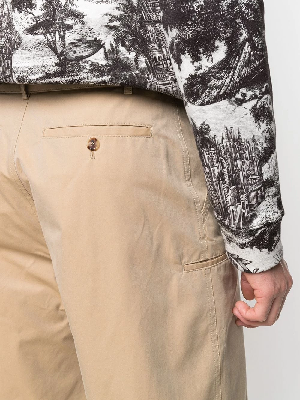 Flash Sale ❤️ Alexander McQueen High waist chino shorts ❤️ 5 Alexander McQueen high-waist chino shorts