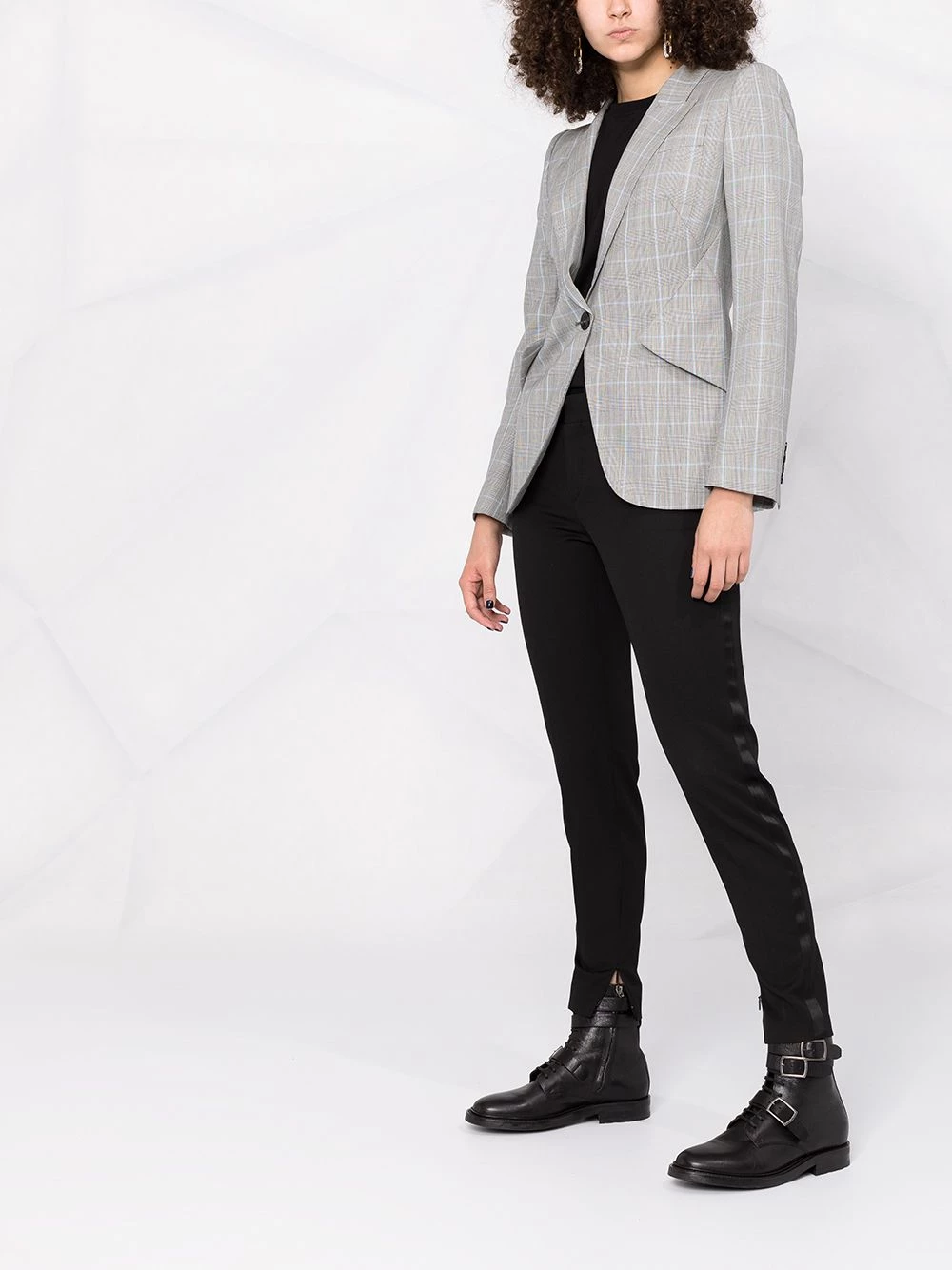 Best deal 🎁 Alexander McQueen Button front blazer 😉 4 Alexander McQueen button-front blazer