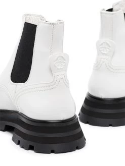 Alexander McQueen Wander leather Chelsea boots