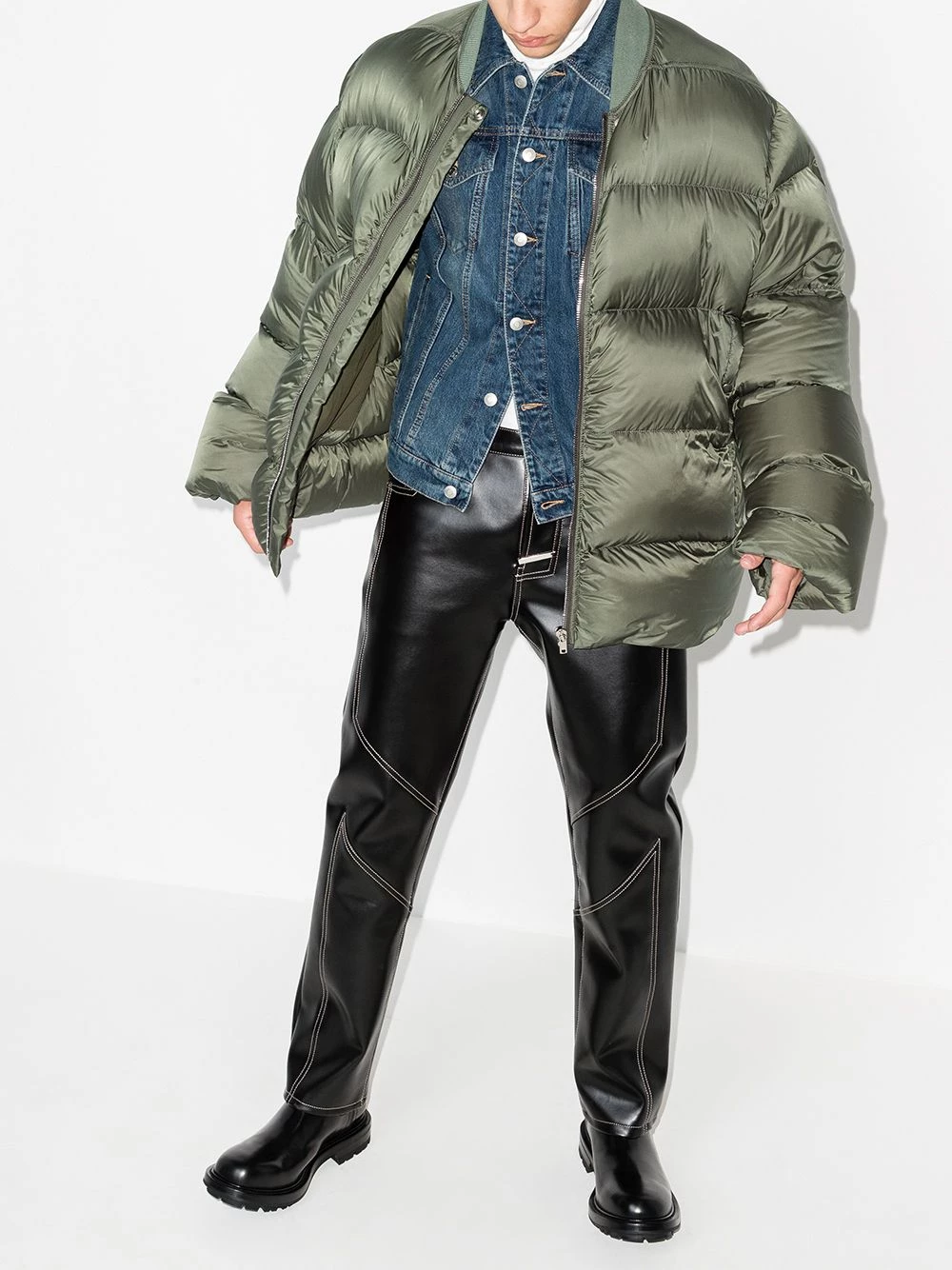 Flash Sale ๐ฏ Alexander McQueen Logo embossed denim jacket ๐ 5 Alexander McQueen logo-embossed denim jacket