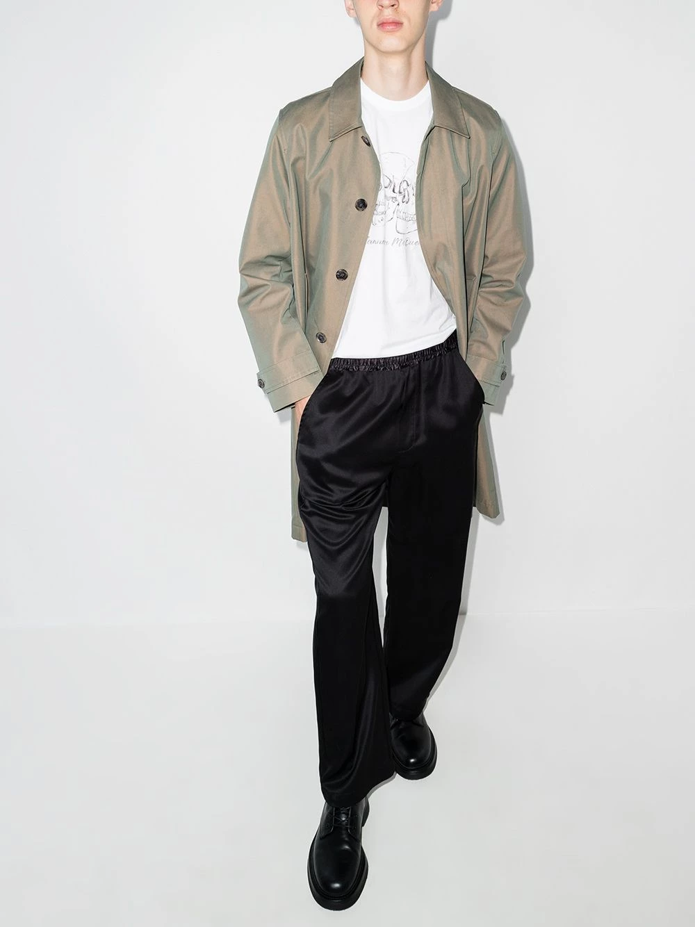 Coupon โจ Alexander McQueen Skulls print T ๐ shirt ๐ 5 Alexander McQueen skulls print T-shirt