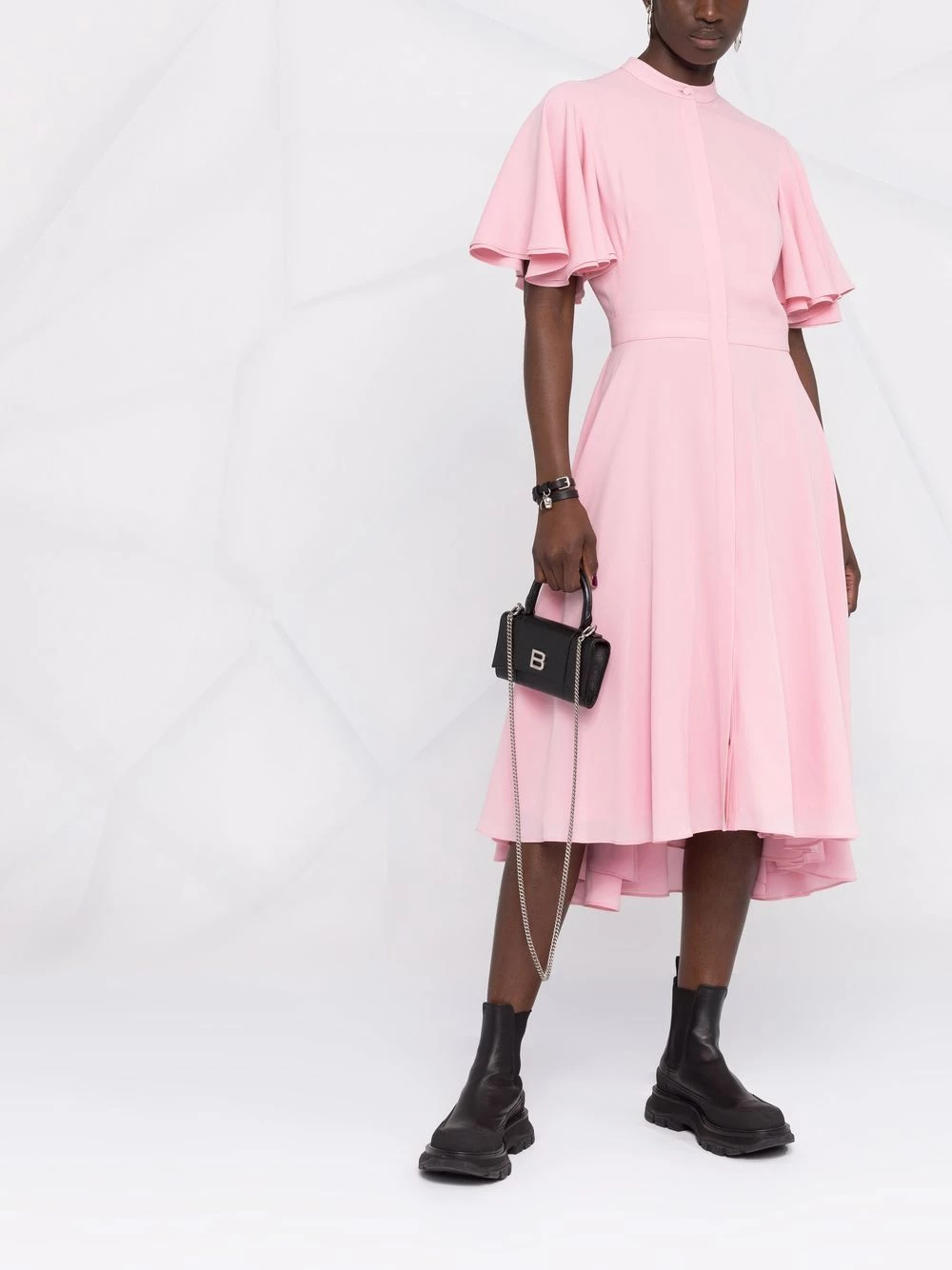 Discount ๐ Alexander McQueen Flared short sleeved midi ๐ dress ๐ 2 Alexander McQueen flared short-sleeved midi dress