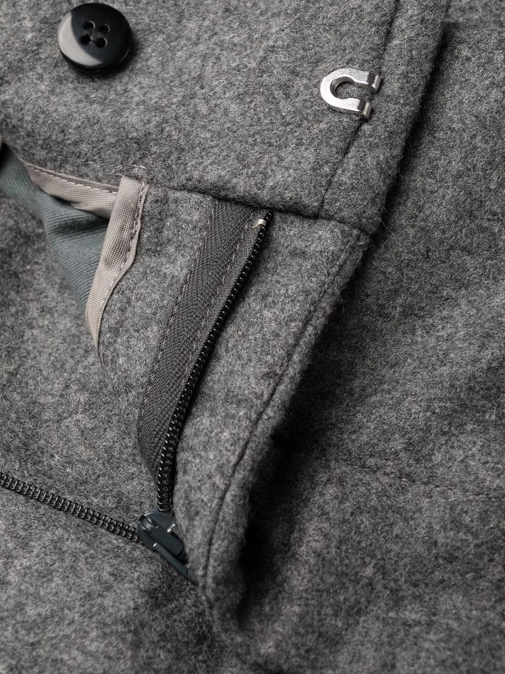 Top 10 ๐ฏ Alexander McQueen Tailored tapered wool trousers ๐งจ 6 Alexander McQueen tailored tapered wool trousers