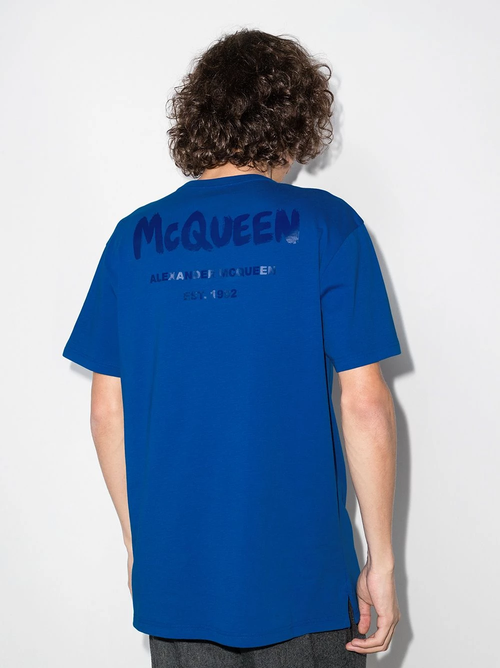 Cheapest ๐ Alexander McQueen Graffiti logo cotton T ๐ shirt ๐ฅฐ 3 Alexander McQueen graffiti-logo cotton T-shirt