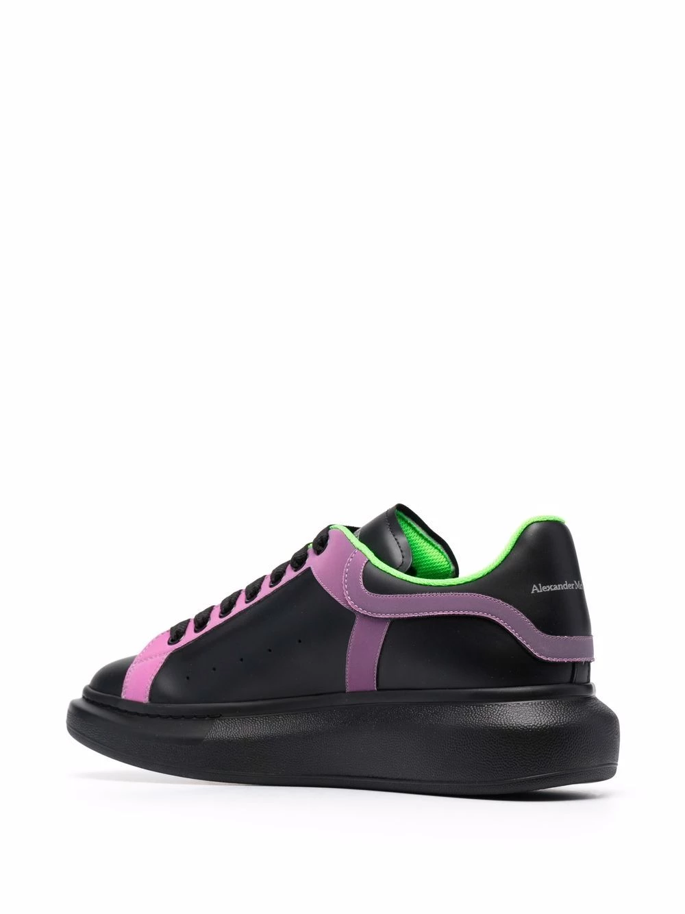 New โ Alexander McQueen Contrast trim low top ๐ sneakers โญ 3 Alexander McQueen contrast-trim low-top sneakers