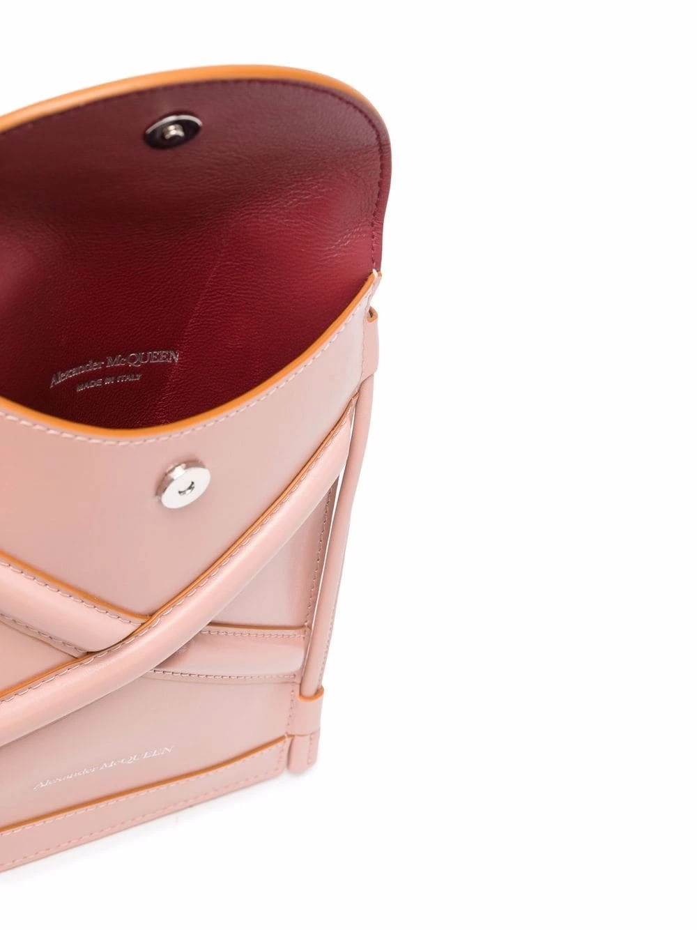 Flash Sale ๐ฅฐ Alexander McQueen Logo print contrast stitching crossbody bag ๐ฅฐ 5 Alexander McQueen logo-print contrast-stitching crossbody bag