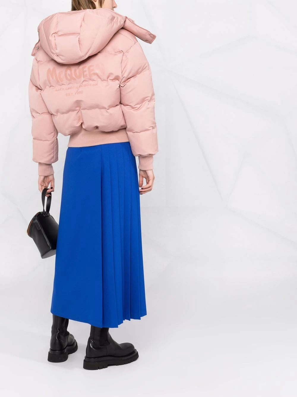 Best deal โ๏ธ Alexander McQueen Zip pockets hooded puffer jacket ๐ 4 Alexander McQueen zip-pockets hooded puffer jacket