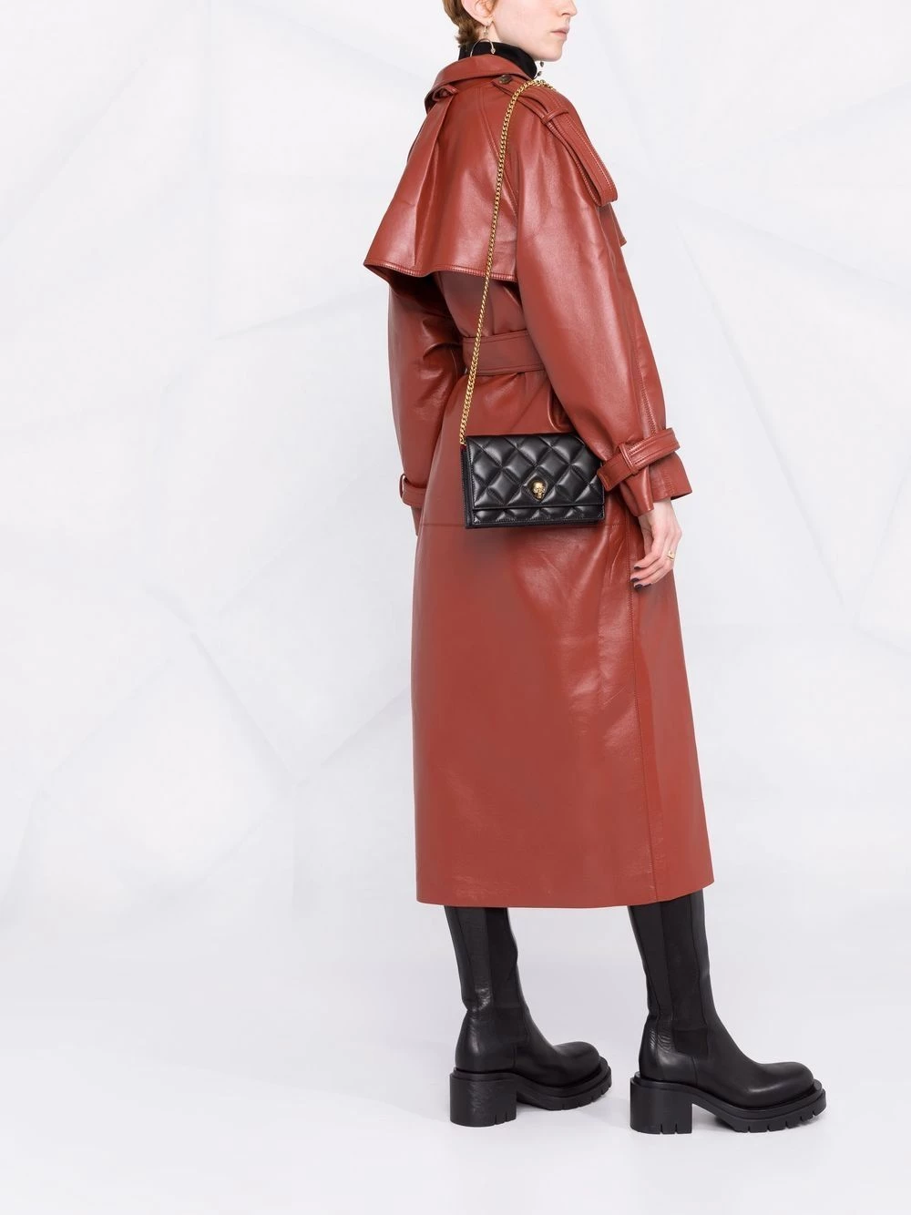 Budget ⌛ Alexander McQueen Skull logo quilted clutch ✨ 2 Alexander McQueen skull-logo quilted clutch